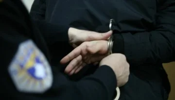 I kërkuar me urdhër gjykate, arrestohet 57-vjeçari i dënuar me pesë vite burg për sulm seksual
