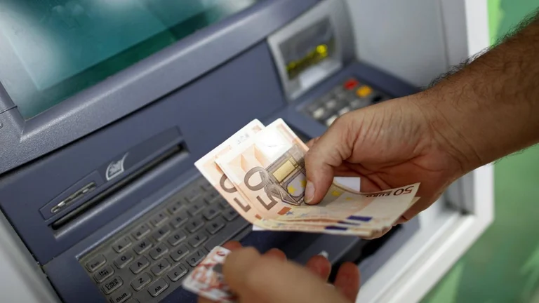 Kujt i takon rroga e 13`të? – Hekuran Murati jep detaje