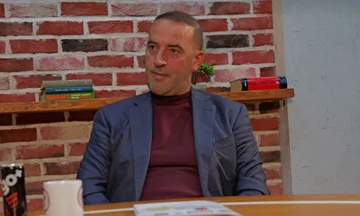 Daut Haradinaj publikon dokumentin: Ja e vërteta për regjistrimin e qytetarëve nga strukturat ilegale serbe