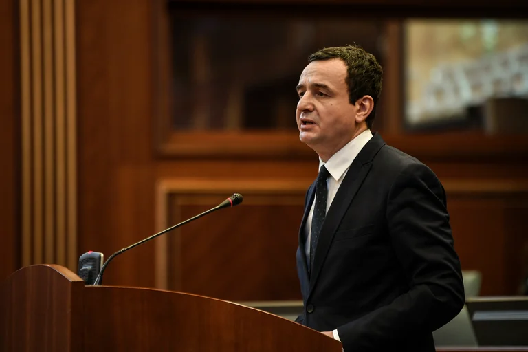 Ky është kabineti qeveritar i propozuar nga Kurti, formon disa ministri të reja