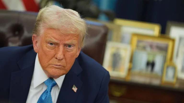 Pse Trump po vendos tarifa ndaj shteteve ku u përfshi edhe Kosova?
