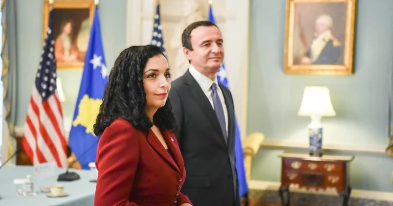 Arsyet prapa përçarjes Osmani – Kurti