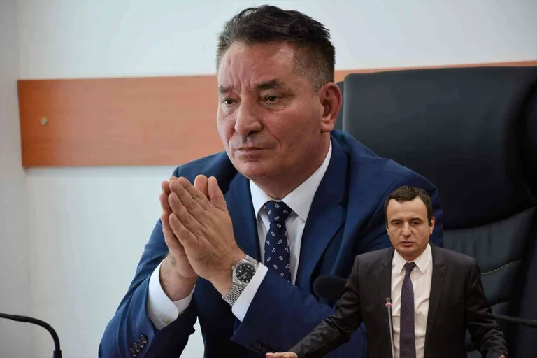 Këtë vit Kosova bleu rrymë mbi 220 milionë euro, Lekaj: Shifra alarmante që tregojnë dështimin e Qeverisë në menaxhimin e sektorit energjetik