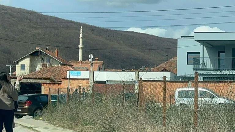 E kujt ishte arma me të cilën u krye vrasja e trefishtë në Majac? – Prokuroria e rezervuar në detaje