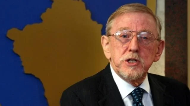 William Walker: Jam i zhgënjyer me Kurtin e Osmanin, vizitat e tyre në SHBA s’ishin të vlefshme