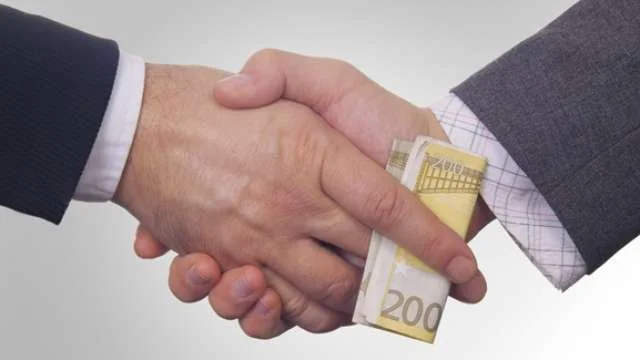 TI: Kosova bëri një hap prapa në luftën kundër korrupsionit