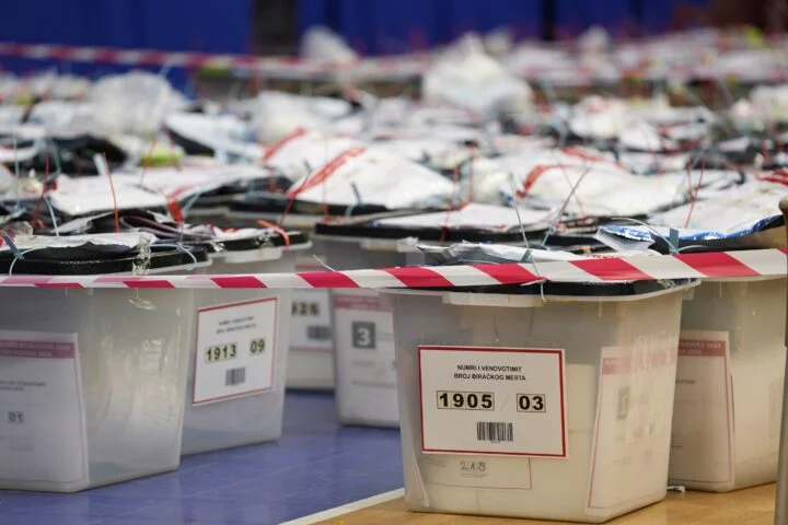 Manipulimet me vota/ Ndalohet një kryesues i komisionit nga Malisheva