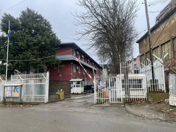 Manipulimi me vota, më shumë se 20 persona në stacionin policor në jug të Mitrovicës