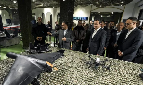 Mjegulla rreth “Skifterit K1”- Dy kompani, një dron dhe shumë dyshime
