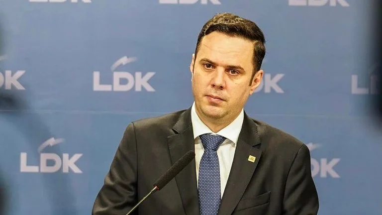 Abdixhiku: GjK dëshmoi se Dehari dhe as VV nuk mund të veprojnë jashtë Kushtetutës, fitoi Kosova