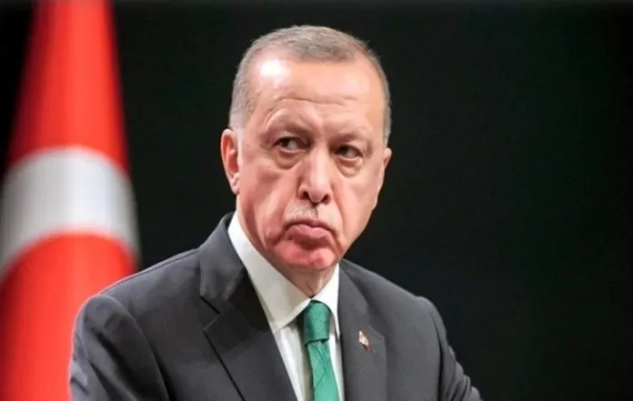 Erdogan pranon humbjen e zgjedhjeve lokale – Një goditje e fortë dhe një mesazh i qartë për presidentin turk