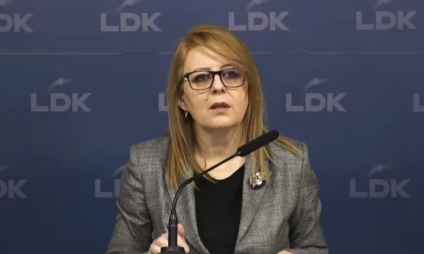 Punësimet në KEK para zgjedhjeve, Bajrami për Kurtin: Po përdor çdo mjet për të shpëtuar veten-manipulim