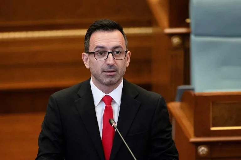 “Mafia e betonit” – Gjykata e dënon Dimal Bashën për shpifje me 25 mijë euro
