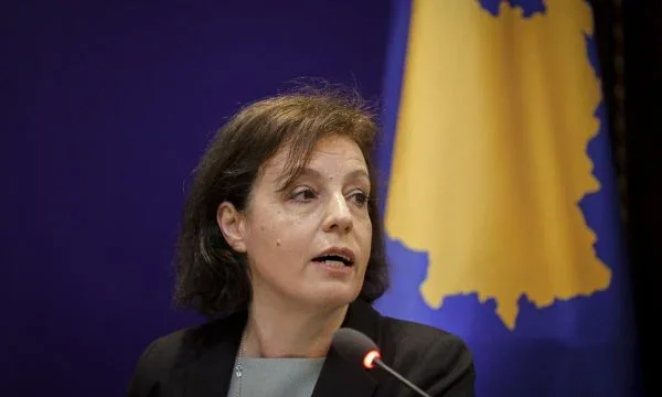 Et voila: Gërvalla i reagon ashpër Francës, s’ia huq flamurin