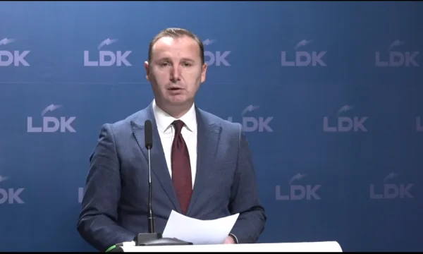 Zemaj kërkon falje publike për incidentin fizik më një qytetar: Reagova në afekt dhuna nuk është përgjigje e drejtë