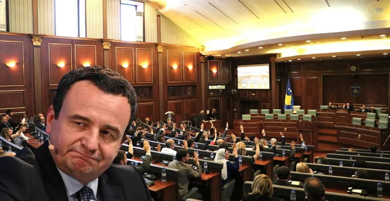 Seanca për qeverinë– A do t’i ketë Kurti numrat, apo vendi do të hyjë në krizë të re politike?