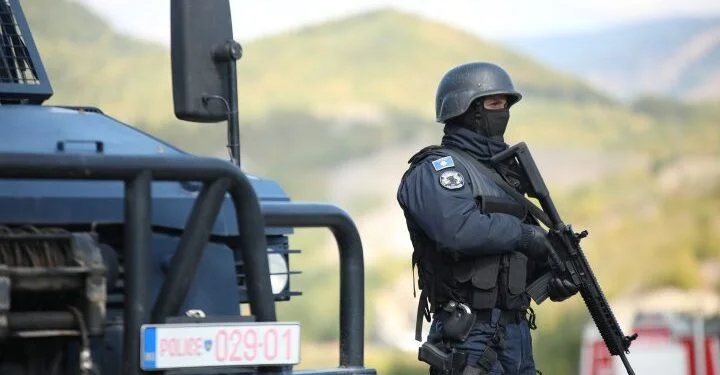 Operacion policor në Zubin Potok e Zveçan – Prokuroria Speciale kryen bastisje në 9 lokacione