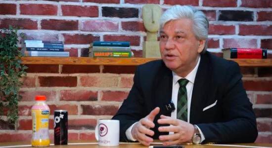 Kryeziu: S’ka pse e pret aktgjykimin ndaj kërkesës së AAK-së, Presidentja do të duhej ta dorëzonte lëndën në Kushtetuese për bllokadën në Kuvend