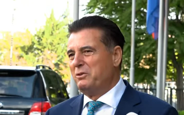 Bahtiri: E pres dorën e s’e votoj Listën Serbe, njëjtë mendojnë edhe kolegët e mi të VV