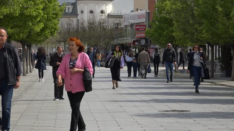 Dështimi i regjistrimit të popullsisë më 2023: Qeveria ia hedh përgjegjësinë ASK-së, opozita e fajëson pushtetin