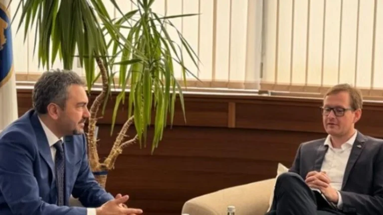 Zgjedhjet “sebep” që Radoniqi dhe i ngarkuari me punë në Ambasadën Gjermane të takohen