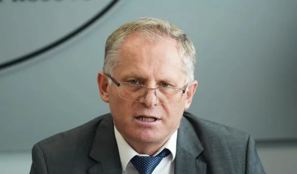 Bislimi zemërohet pas vendmit të Supremes: Gjyqësori i ka shpallë luftë qeverisë, do ta humbin me shumë turp