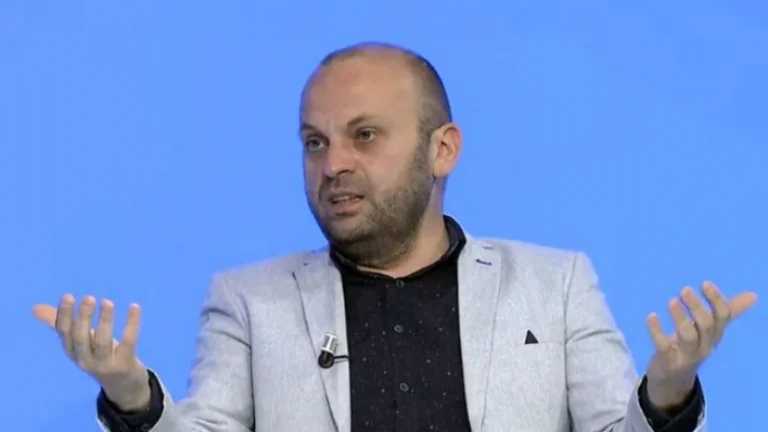 Mushkolaj: Militantët e VV-së fyejnë dhe linçojnë këdo që kritikon Kurtin, me t’u dhimtë