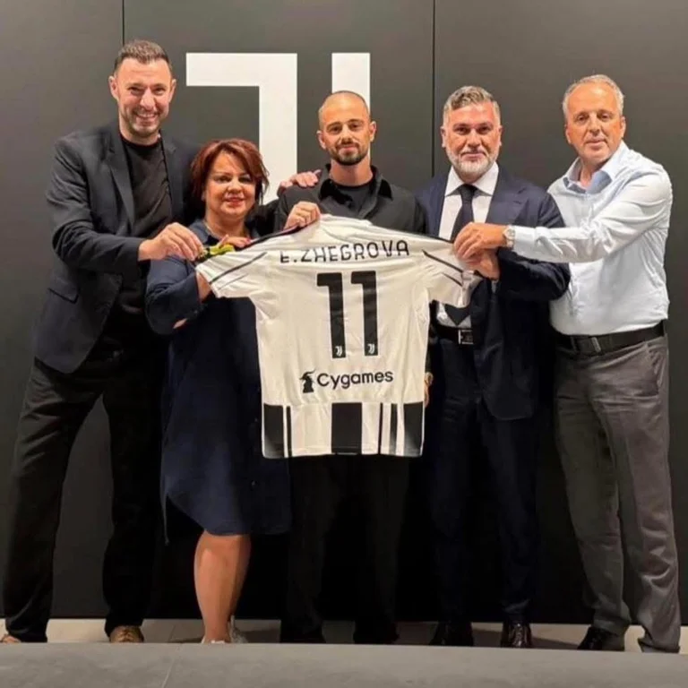 Edon Zhegrova nënshkruan me Juventusin, merr numrin 11