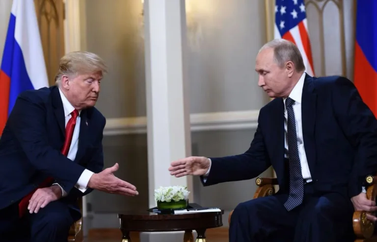 E konfirmon Shtëpia e Bardhë: Trump dhe Putin do të takohen kokë më kokë para konferencës për shtyp