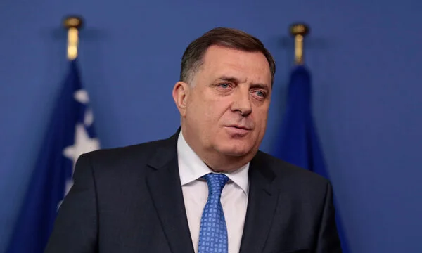 Raportohet se Dodik u largua nga Bosnja e Hercegovina