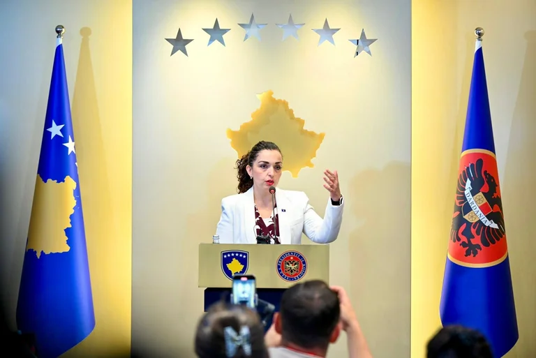 Osmani reagon pas kritikave për masën e parakohshme për 30 ditëshin që e çoi në Kushtetuese