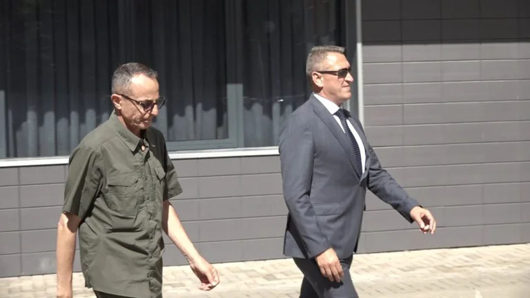 Presidentja Osmani takohet edhe me Nenad Rashiqin, ngërçi në fokus