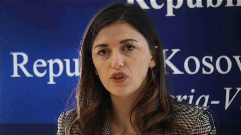 Albulena Haxhiu e pranon më në fund se s’do të mund të shkojë në SHBA: E shtyem shkaku i situatës