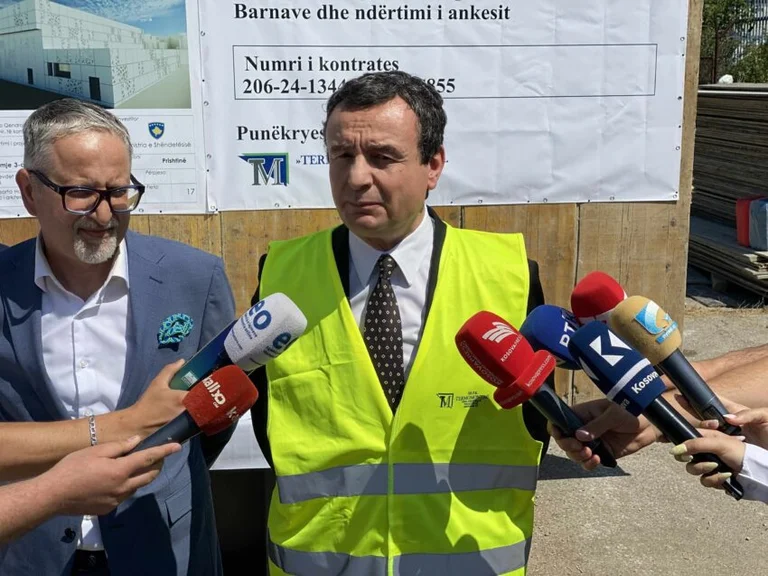 Kurti: Opozita po na zgjat mandatin
