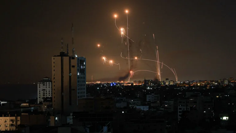 Izraeli rrëzon shtatë dronë iranianë brenda një ore