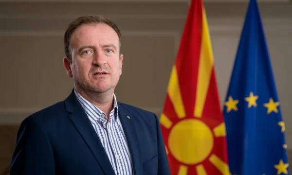 Taravari sfidon BDI-në: Ejani që sot ta nënshkruajmë vetingun, po e përmendni me vite por pa asnjë iniciativë