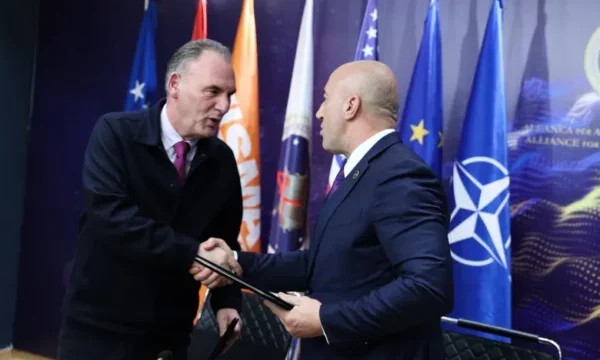 “E keqja ka emër – Albin Kurti”, Haradinaj i kundërpërgjigjet Limajt