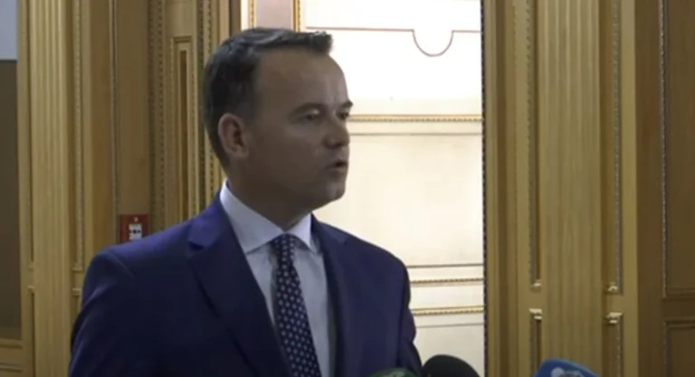 Peci lutet pak: Opozita të na votojë kandidatin për kryetar të Kuvendit