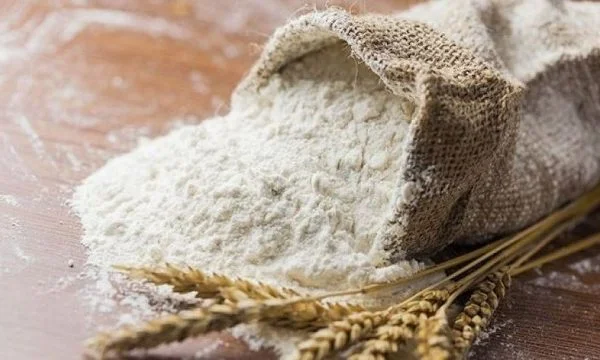 Paralajmërohet se kriza në Ukrainë do të ndikojë në shtrenjtimin e naftës dhe miellit në Kosovë