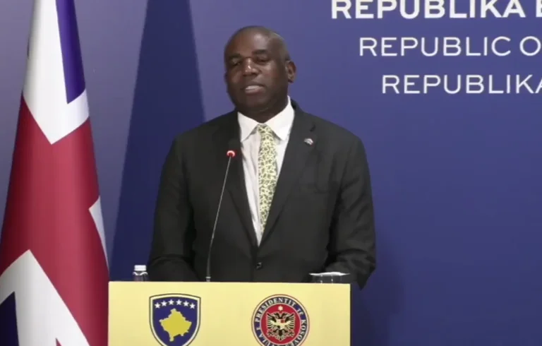 Lammy: Duam normalizim të qëndrueshëm mes Kosovës e Serbisë