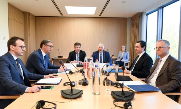 Dy vjet pas Marrëveshjes së Brukselit, Kosova dhe Serbia në prapakthim