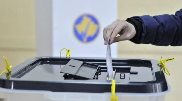 KQZ-ja mban mbledhje, do të shqyrtohet miratimi i Këshillit Mbikëqyrës për votimet në veri