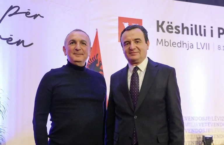 VV ia bën sefte aderimit të ri, i bashkohet një mjek