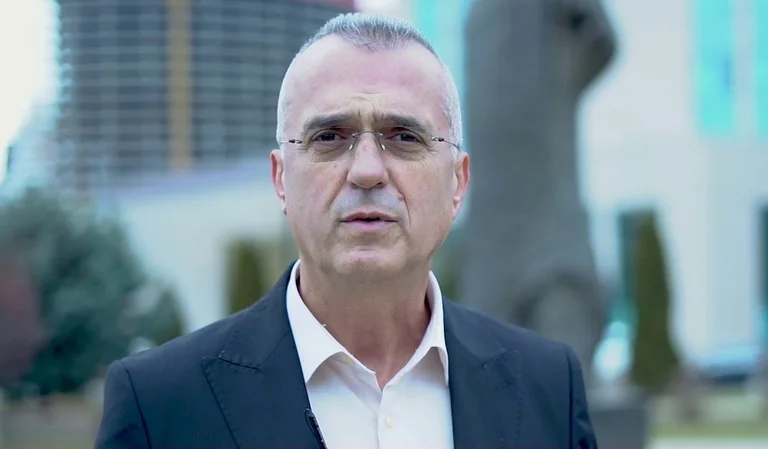 Dugolli i VV’së i thotë ambasadës amerikane: Ne jemi sovran, votojmë sipas bindjeve tona
