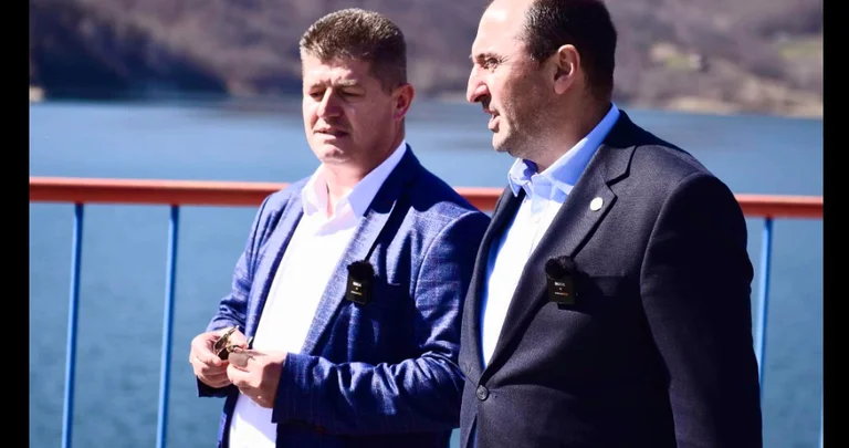 Albanian Post: Liburn Aliu e Naser Hafizi ia mbyllin kompanisë “Arbëria – Uji Alpet” borxhin prej 2.2 milionë eurove për vetëm 23 mijë euro