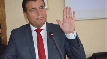Agim Bahtiri me deklaratë skandaloze- Thotë se SHBA për interesin e vet e likuidon edhe kryetarin e shtetit