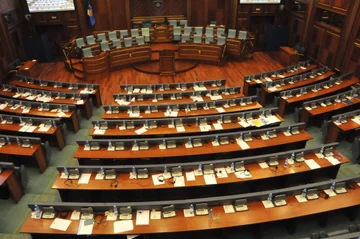 Numërimi në fund, “vulosen” emrat e 100 deputetëve shqiptarë