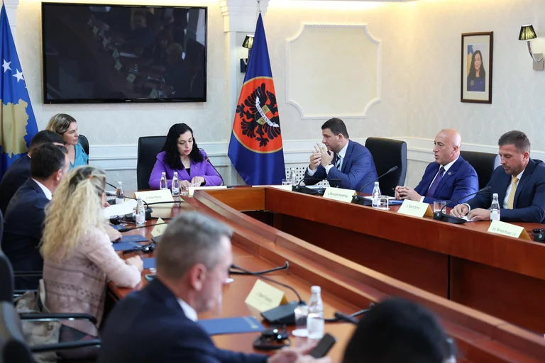 Edhe Ramush Haradinaj propozon 26 janarin për mbajtjen e zgjedhjeve