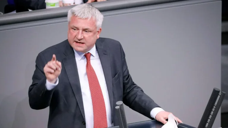 Deputeti i Bundestagut: Komiteti i Ministrave i ka dy zgjedhje, të pranohet Kosova në KiE, ose të mos merret asnjë vendim