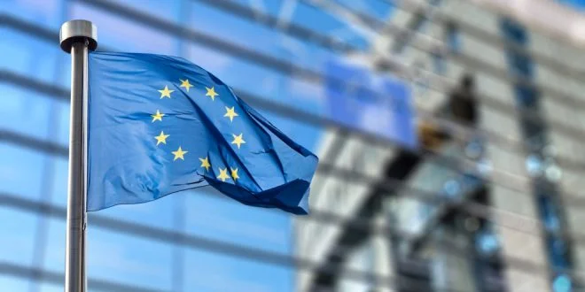 Votohet për heqjen e vizave për poseduesit e pasaportave serbe në Kosovë